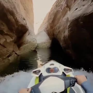 How did she go to play in the flowing water in the middle of the mountain?