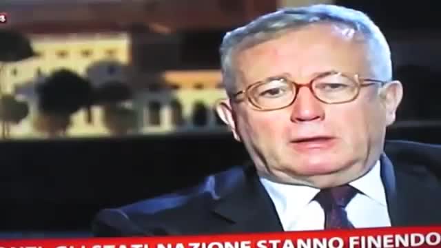 Tremonti parla del microchip e della fine delle democrazie