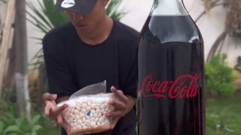 Coca Cola Vs Mentos