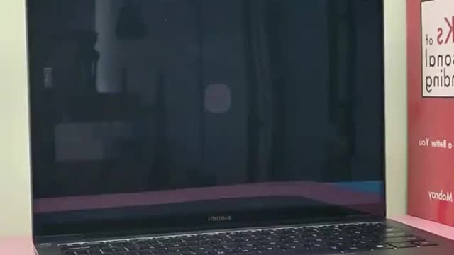 Unboxing Xiaomi laptop