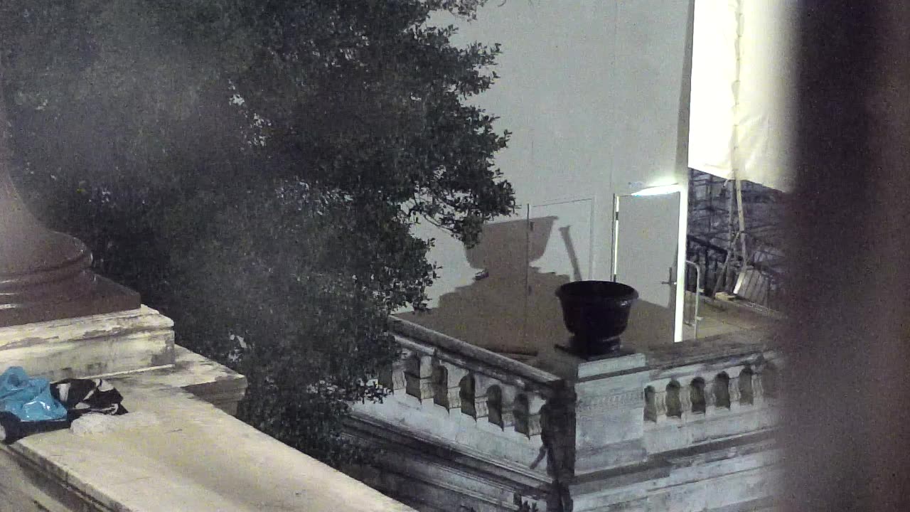 Camera0925USCG00UpperTerraceWest_2021-01-06_Starting_at_20h14min28s080ms.mp4
