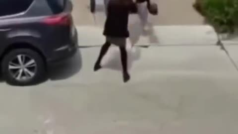 She caught a guy cheating