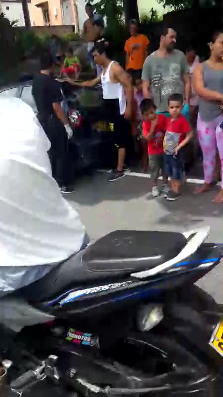 Accidente involucra una ambulancia en cercanías de la Curva de la Virgen al Norte de Bucaramanga