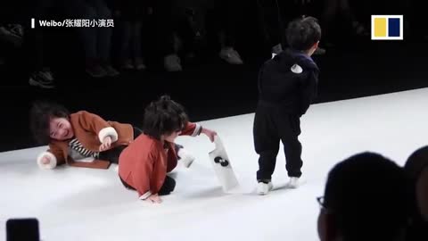 ADORABLE KIDS FALL OVER