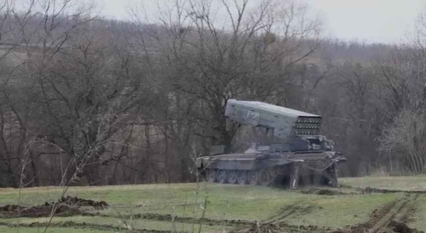 💥The work of the Heavy Flamethrower System-1A "Ukrainian 🇺🇦 army in the Kharkiv region