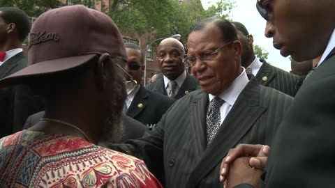 Minister Farrakhan in the streets of Chicago greeting and counseling His people. Part 1 of 2
