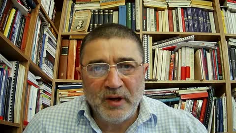 Cu cărțile pe masă pe timp de război și plandemie