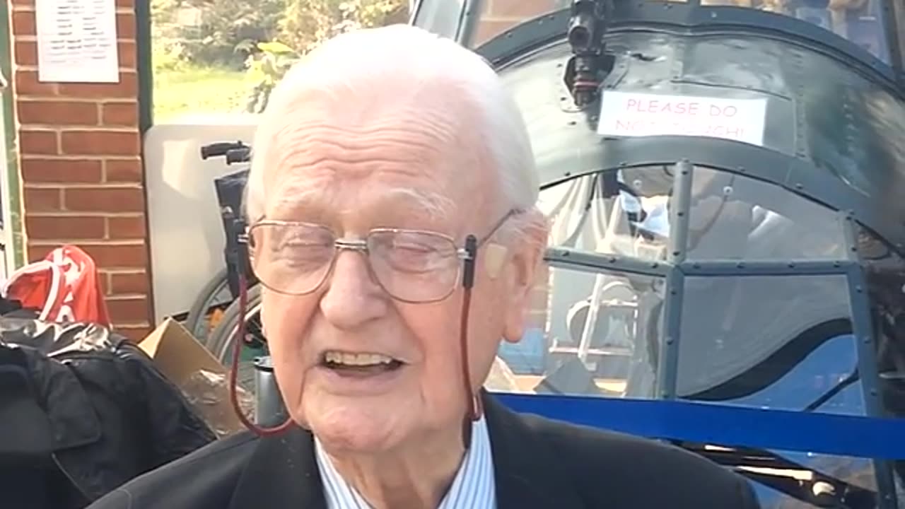 WWII veteran Tom Neil recalls bailing out of his Hurricane