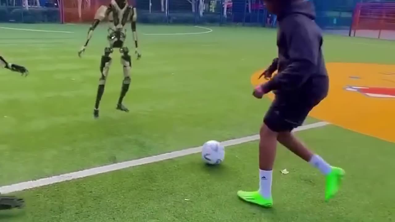 Funny Clips Robot Soccer