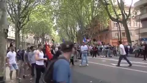 Total chaos in Paris