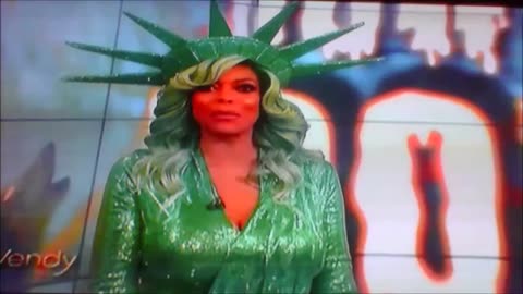 Wendy Williams Passes Out