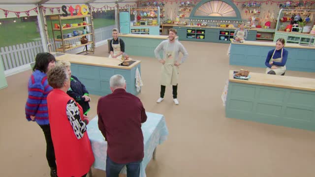 Celebrity Bake Off 2020 episode 3