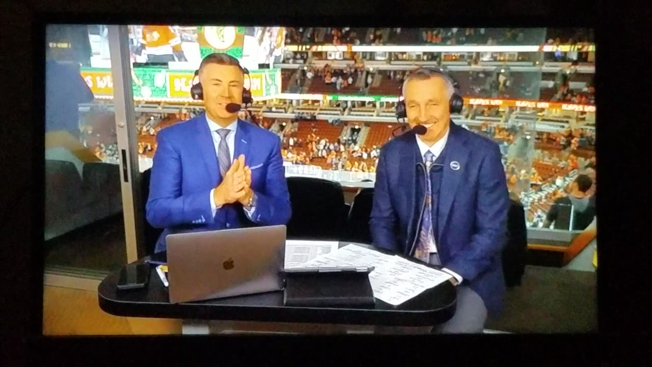 ANA vs CHI - Blackhawks Win 1-0