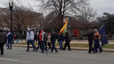 Walk to Capitol