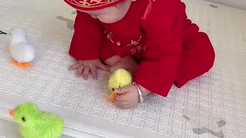 Very qute baby