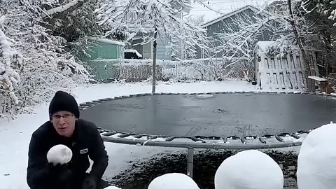 Biggest Snowball vs Flip ❄️