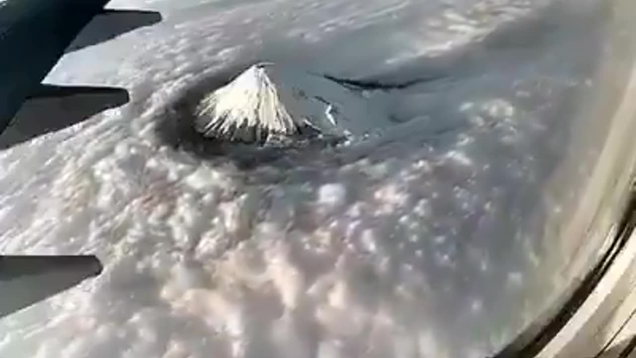 Mount Fuji around the Clouds