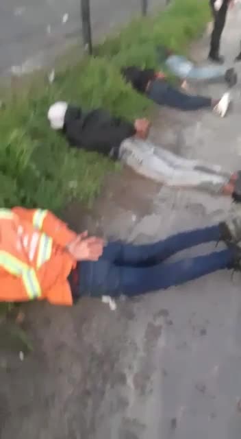 Uber driver piemps four thugs and foils shop robbery attempt