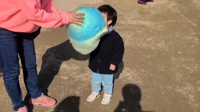 Cotton Candy Bigger Than Face