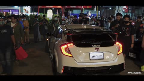 BABES AND SPORTS CAR!