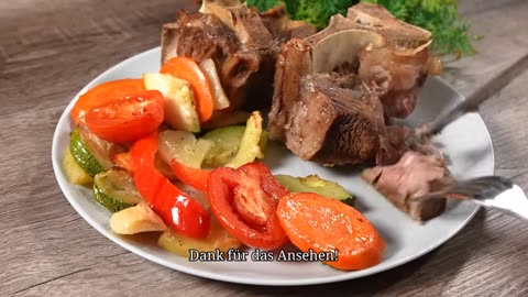 Beef tail with vegetables tastes better than meat!