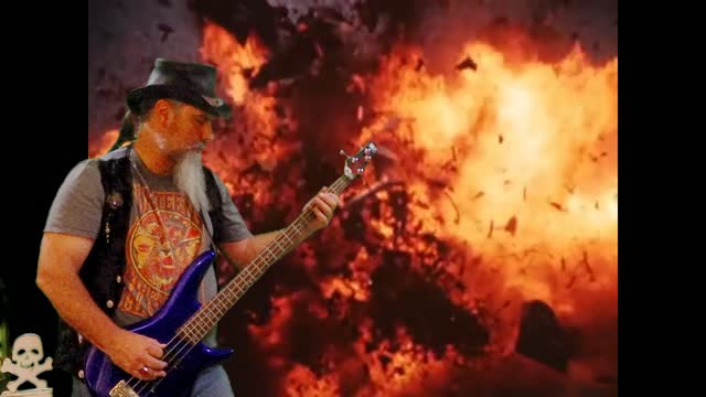 Robert's Bass Karaoke - Money