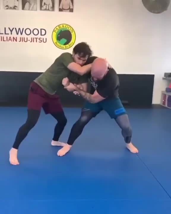 NOGI Russian tie > rolling taking down > armbar