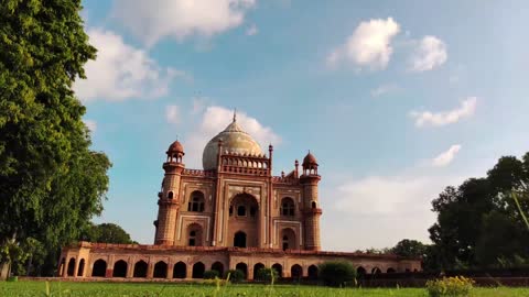 Soothe the mood：Filming the dome repair of the mosque