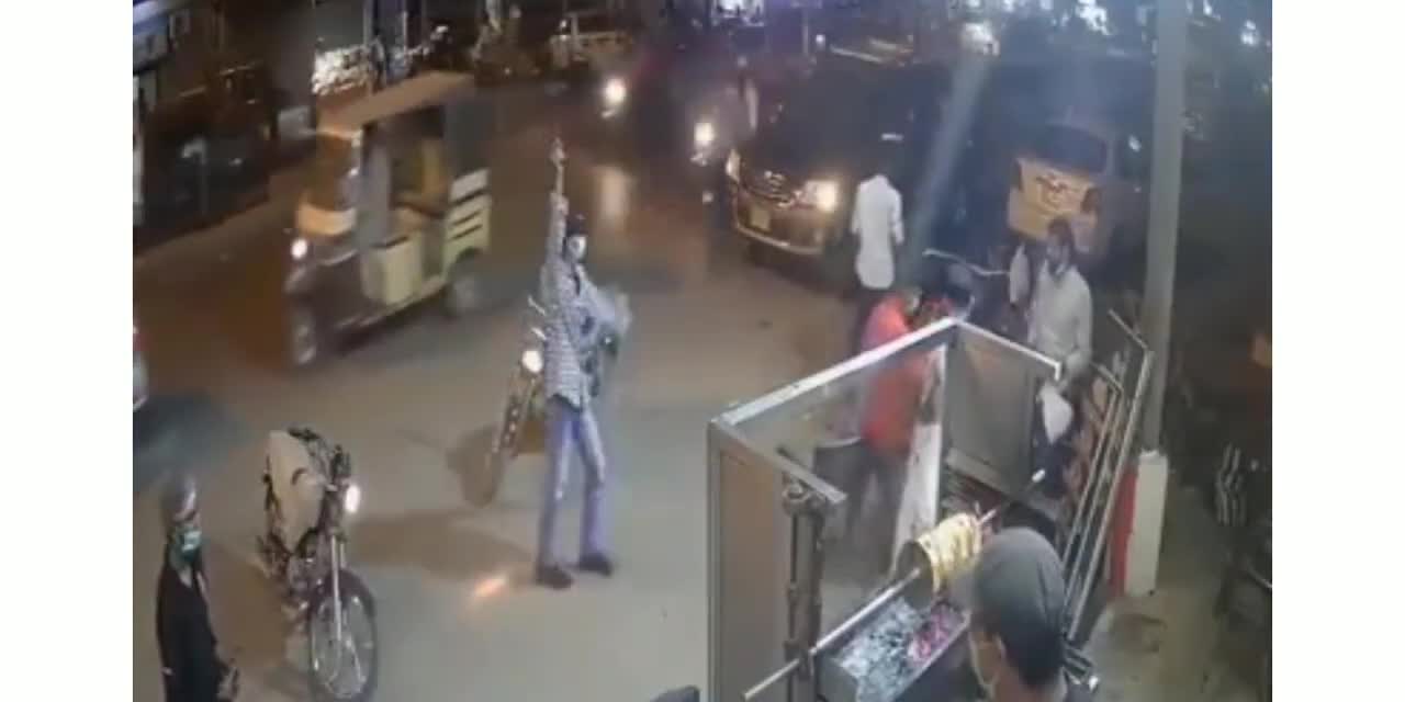 street snatchers looting people on bike