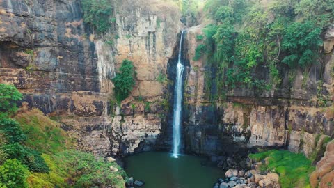 Waterfall on the cliff