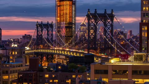 Timelapse of Manhattan Bridge and New York Skyline