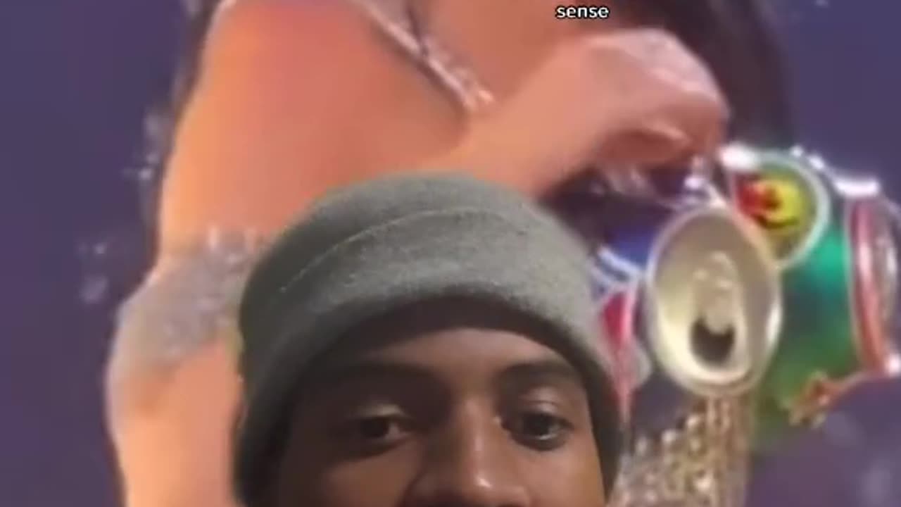 Katy Perry was caught malfunctioning