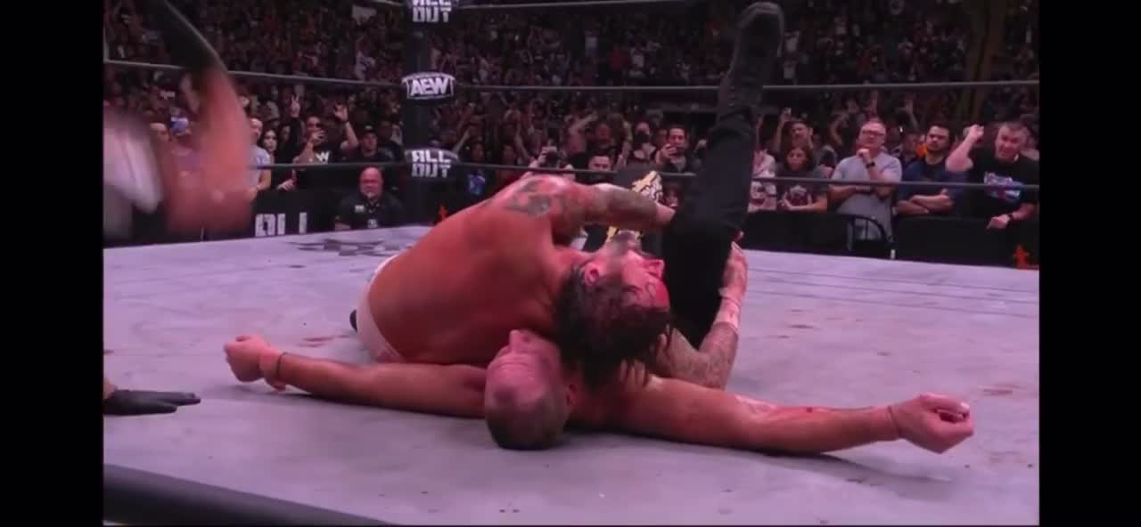 Aew all out 2020 cm punk wins the aew championship