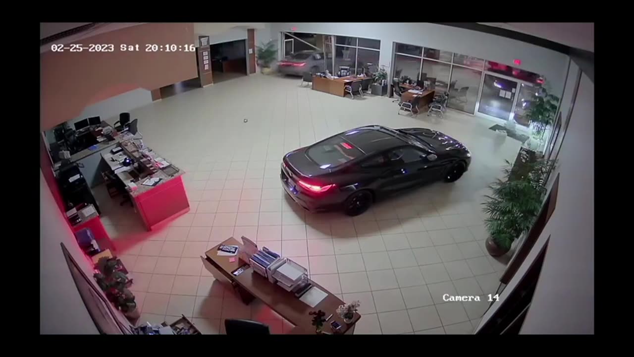 Thieves steal $100K BMW, luxury cars from dealership showroom!