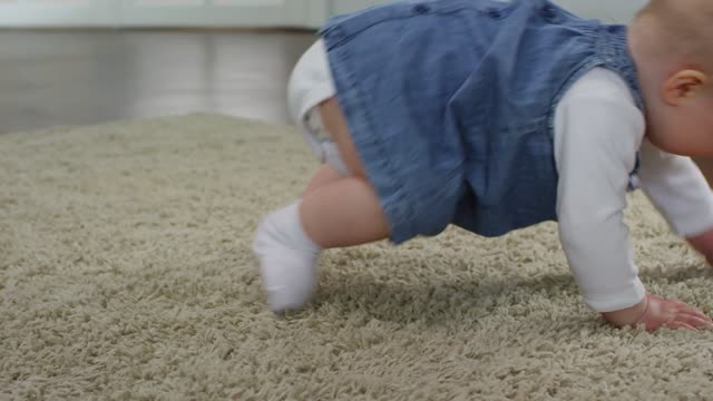Ohh,very cute baby