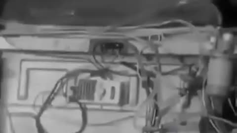 Car drives on water in 1974!