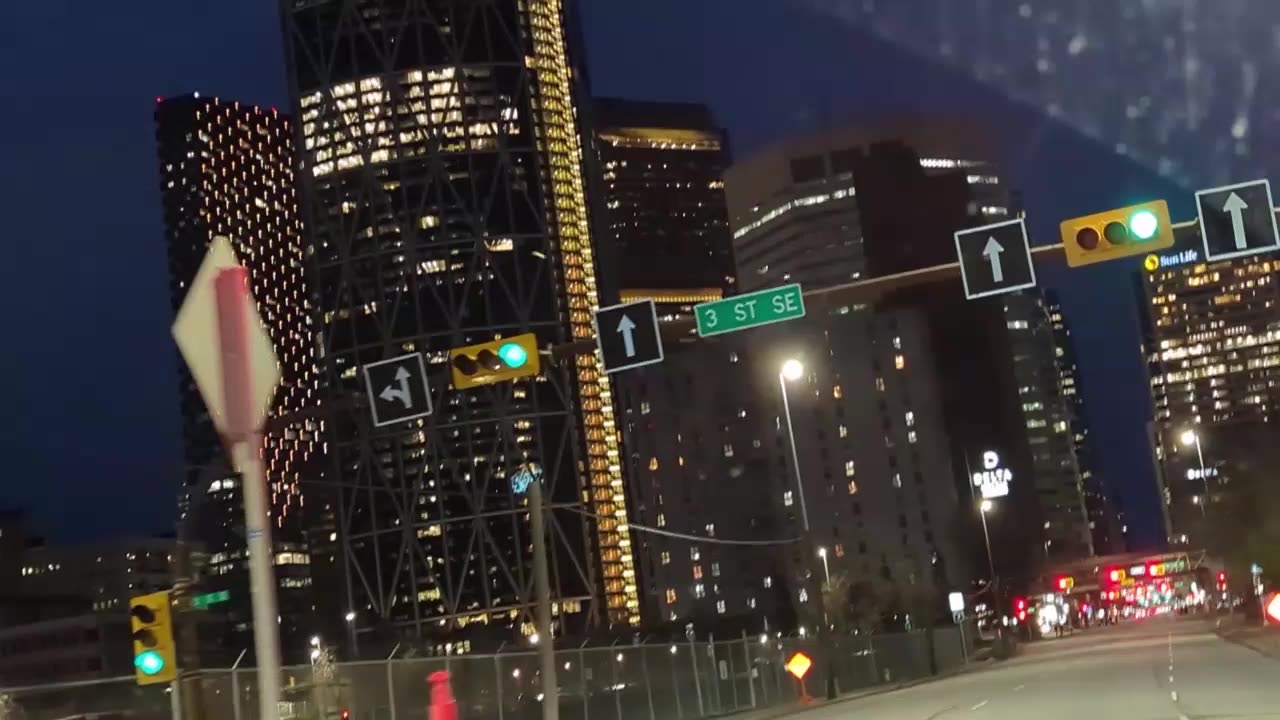 Tark & Hettie arrive at Calgary for a visit.