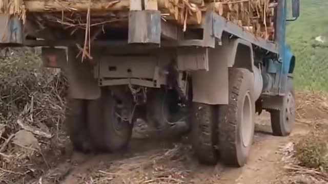 several accidents of giants in china, very good to see