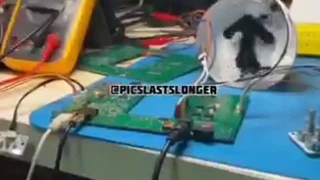 Graphene Oxide moves to high frequencies like 5G