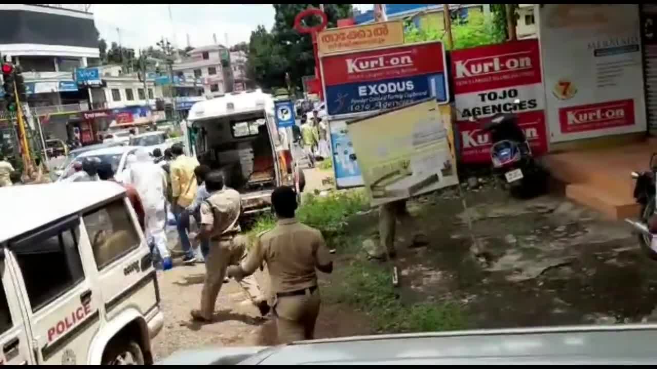 Make Funny Lockdown videos || Funny police videos feat. India || Lockdown compilation