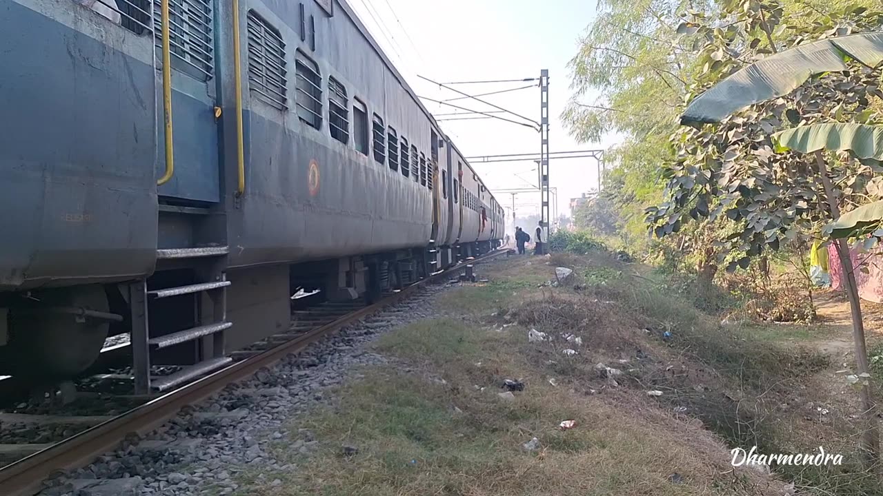 Watch full video of clash in Patna Gaya, Vaccum in Palamu and track change in Janastabdi.Bihar Train