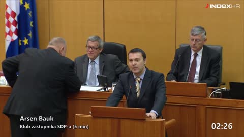 Bauk: Problem je u petoj koloni!