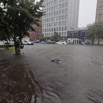 Heavy rains cause flooding in New York