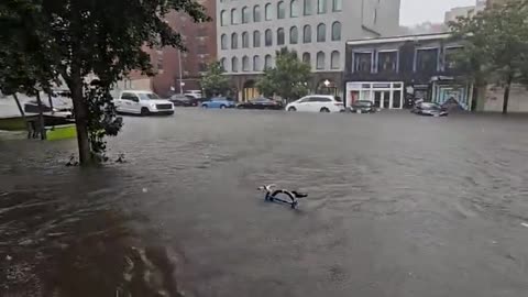 Heavy rains cause flooding in New York