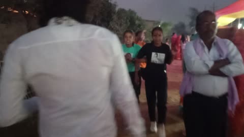 Hilum candle flying.