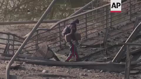 Bridge destroyed northwest of Kyiv amid fighting