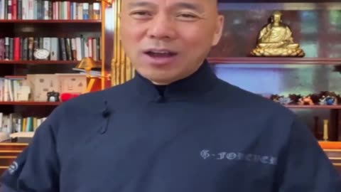 20220628文贵先生直播： #碧桂园 还傻乎乎的， #富力， #恒大，觉得自己骗了很多钱。后面有大佬，有常委，有政治局。螳螂捕蝉，黄雀在后，都是人家的盘中餐！