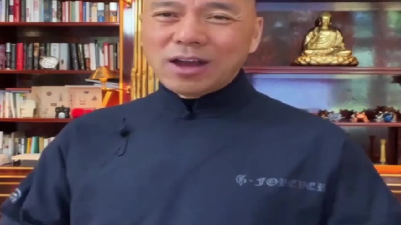 20220628文贵先生直播： #碧桂园 还傻乎乎的， #富力， #恒大，觉得自己骗了很多钱。后面有大佬，有常委，有政治局。螳螂捕蝉，黄雀在后，都是人家的盘中餐！