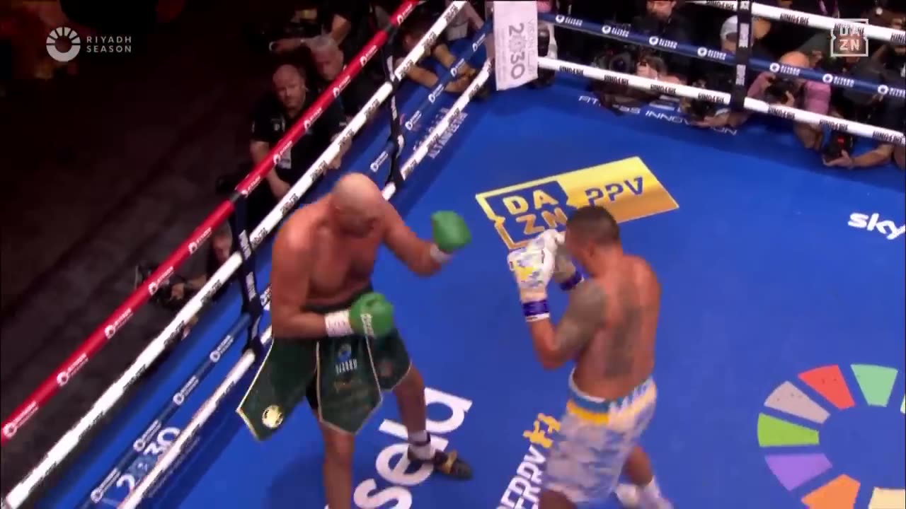 (CTTO) Usyk destroy Tyson Furry (New Undisputed Champion)