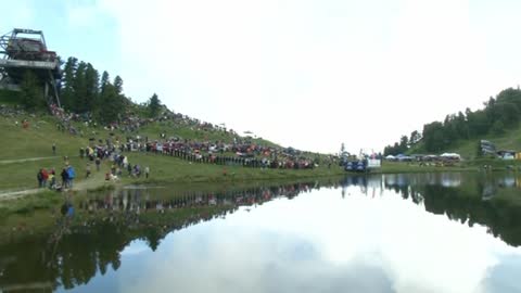 Thousands gather at high altitude for world's largest alphorn festival